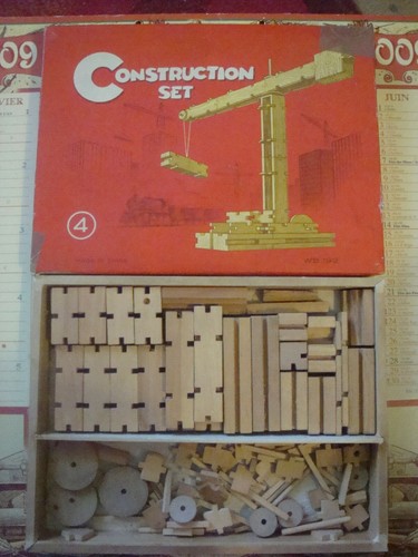 R26 jeu bois - bois, construction