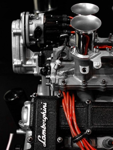 Photo moteur v12 - v12, classique