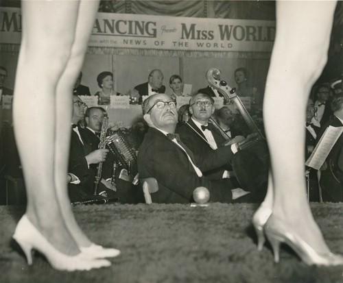 Jambes femmes 1960 photo - jambes,