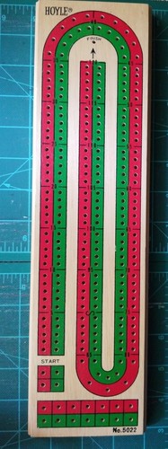 Vintage hoyle wooden cribbage - wooden,