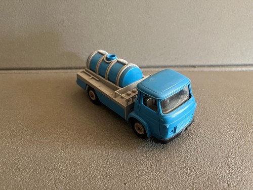 Ancienne voiture miniature - voiture,
