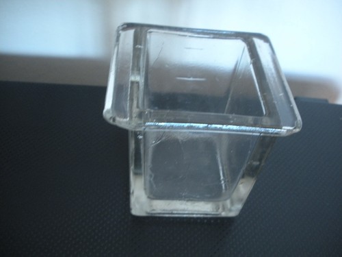 Ancien reservoir verre - en,