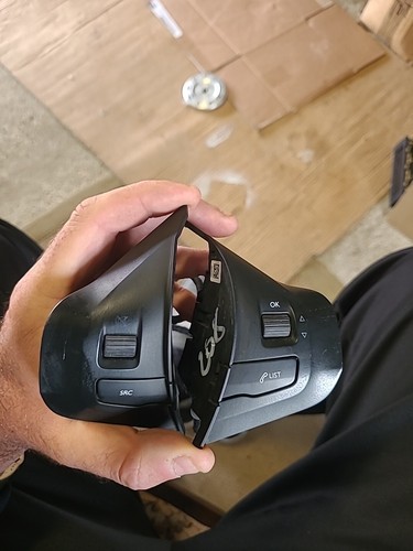 Commande volant peugeot 208 - au,