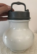 Ancien pot à bouillon en céramique et étain