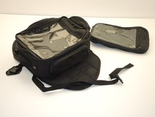 Sacoche réservoir magnétique