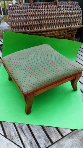 Tabouret pied merisier - de, en