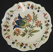 Assiette ancienne (24.5 cm) décor floral - Malicorne?