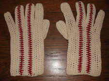 Ancienne paire de gants beige