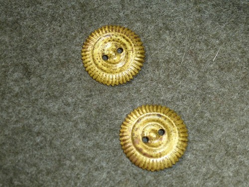 Paire cocardes laiton 1895