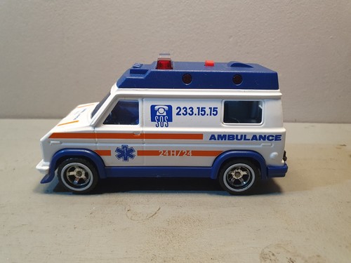 Fourgon ambulance majorette - ambulance,