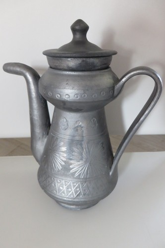 Ancienne théière étain - en,