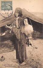 Tunisie - Jeune bédouine -