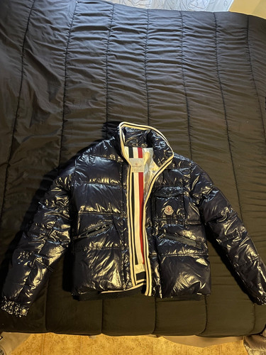 Doudoune moncler bleu - moncler,