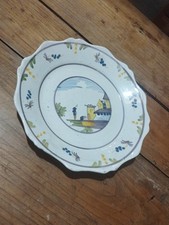 Assiette En Faience De Nevers