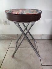 Tabouret pliable / repliable -