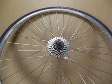 Roue  Arriére  700C  Shimano Rx 100  7 vitesses  + pneu  Continental