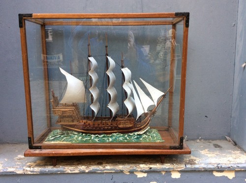 Vitrine diorama bateau - vitrine,