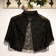 Femme Cape Dentelle Poncho