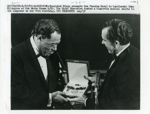 President nixon giving duke - president,