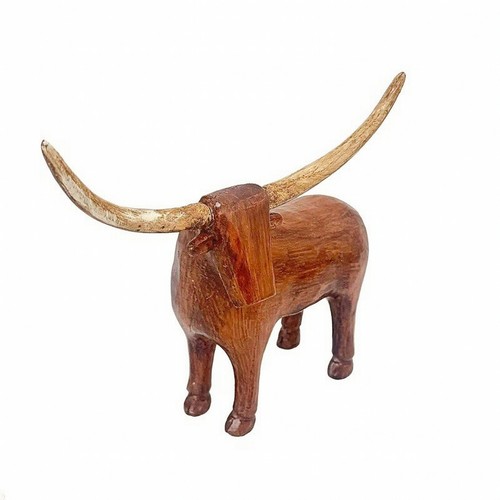 Sculpture taureau longues - de,
