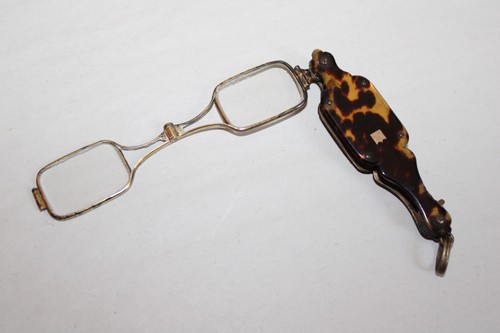 Anciennes lunettes lorgnons