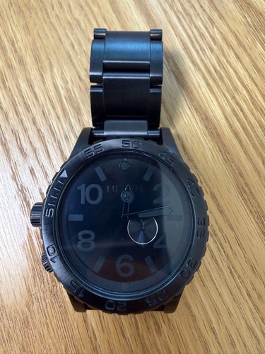 Montre quartz nixon the - à,
