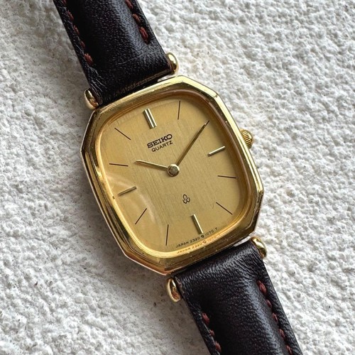 Montre quartz octogonale - montre, à