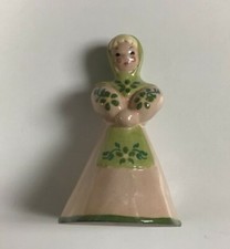 VINTAGE 1940’s KAY FINCH CALIFORNIA SIGNED CERAMIC WOMAN COLLECTIBLE FIGURiNE
