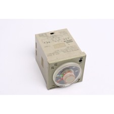 Omron H3CR-F8 Timer (B562)