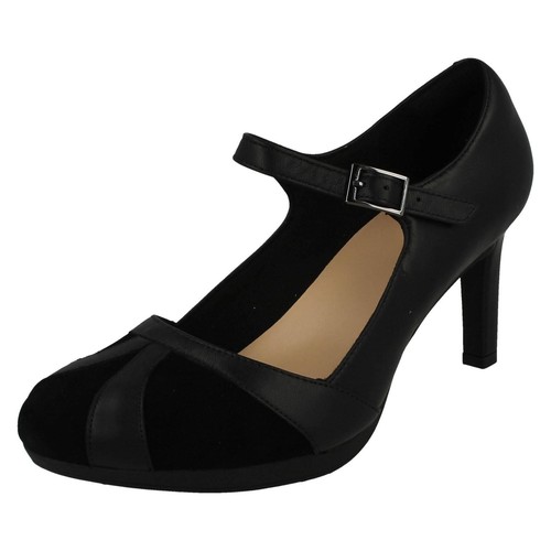 Chaussure talons pour femme - À,
