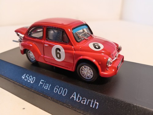 Solido 4590 fiat - 600, abarth