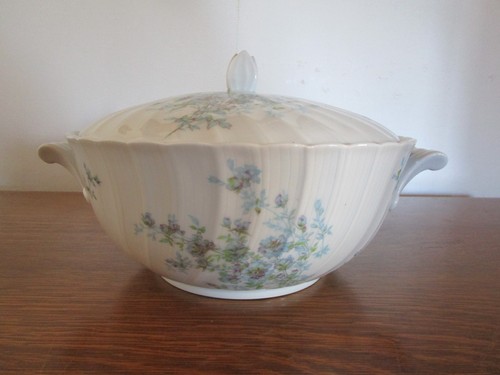 Soupière porcelaine de - soupière, en
