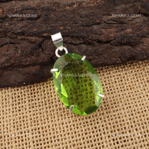 Pendentif femme plaqué - pendentif,