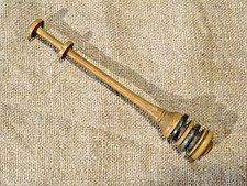 Ancien fuseau de dentelière