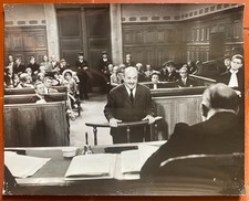 Photo originale LES BONS VIVANTS Tribunal BERNARD BLIER Avocat Justice Loi 1965