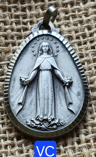 Belle médaille argentée - médaille, x