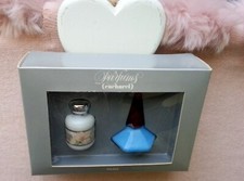 MINIATURE   DUO  CACHAREL DANS SA BOITE