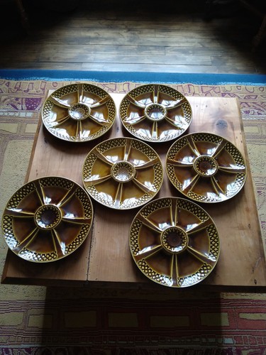 Assiettes huitre à - huitre,