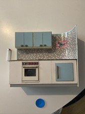 Cuisine Taille Barbie  ATMEGA  70’ Tôle