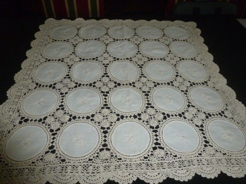 Très jolie nappe - nappe, et