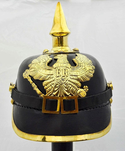 Casque allemand pickelhaube - casque,