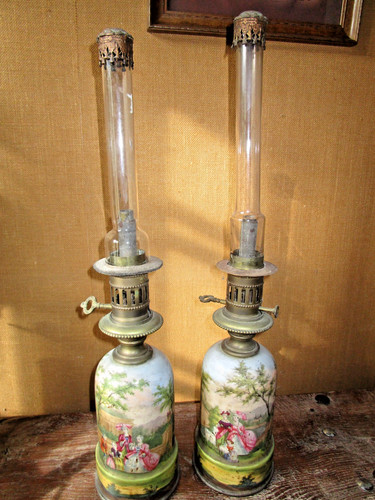 Paire jolies lampes à - de,