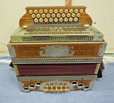 Accordéon ancien Lubas & Sohn Klagenfurt Signé par LUBAS