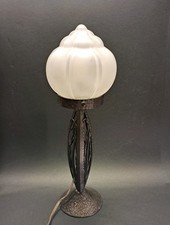Art Nouveau - lampe à poser en fer forgé et verre vers 1900