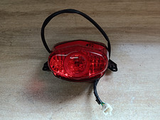 UN FEU ARRIERE MOTO HONDA CBF 125 2009 2010 2011 2012