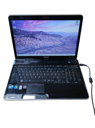 Portable toshiba i3 - /, /ssd
