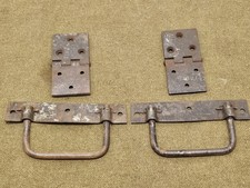 Ferrures caisse munitions