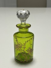 Flacon à parfum en cristal de Baccarat modèle Chrysanthèmes