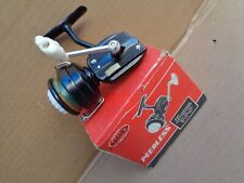 Moulinet de pêche ancien PEERLESS BAM 100 dans sa boite carton d'origine .