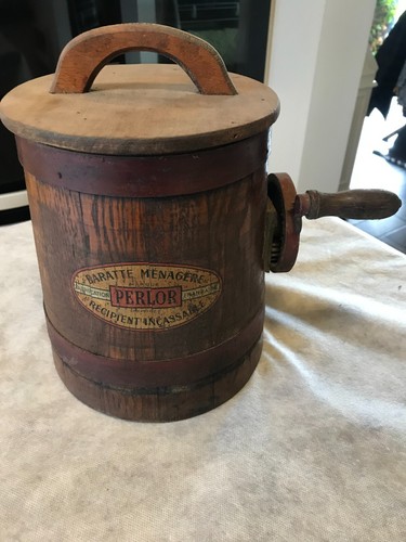Ancienne baratte beurre - baratte, a